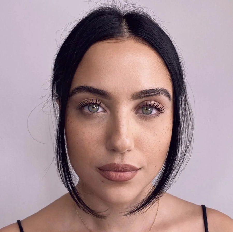 Eyelash extension allergy: causes, symptoms, and solutions