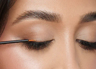 Quel est le cycle de croissance et de pousse des cils ?