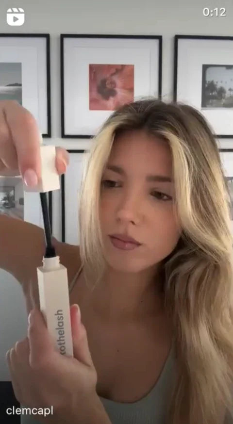 La différence entre les faux cils et les extensions de cils